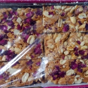Punjabi chikki 400 gm